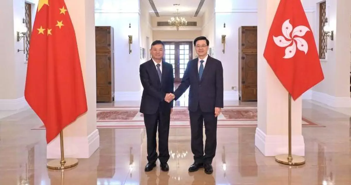李家超晤生態環境部部長黃潤秋 深化綠色合作建設綠色國際樞紐