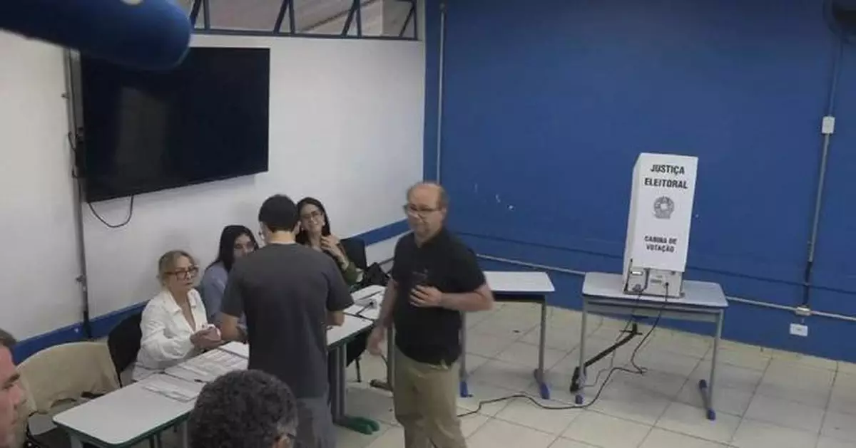 巴西總統大選首輪投票後選民嚴重分歧