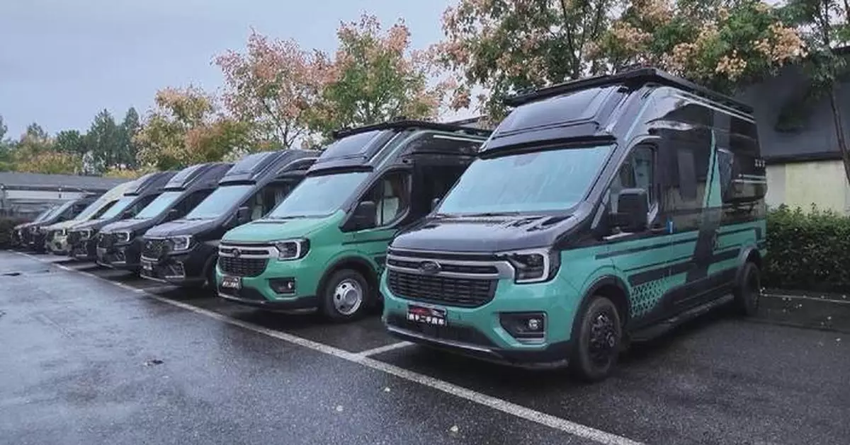 國慶假期公路出行超九成 休閒車租賃及銷量急升