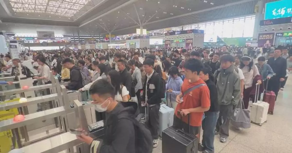 內地國慶黃金周出行需求龐大 消費經濟蓬勃