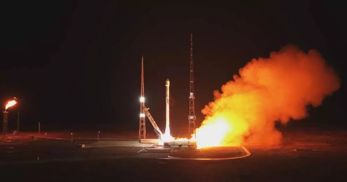 中國朱雀二號E火箭成功發射 搭載10顆衛星入軌