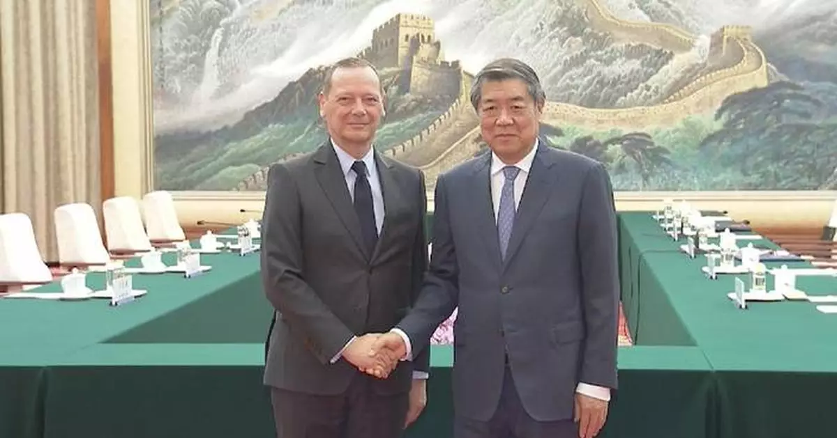 中國副總理會見法國總統外事顧問