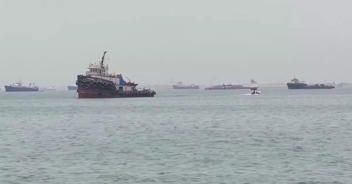 伊朗革命衛隊稱兩油輪霍爾木茲海峽觸雷起火 警告勿闖禁區