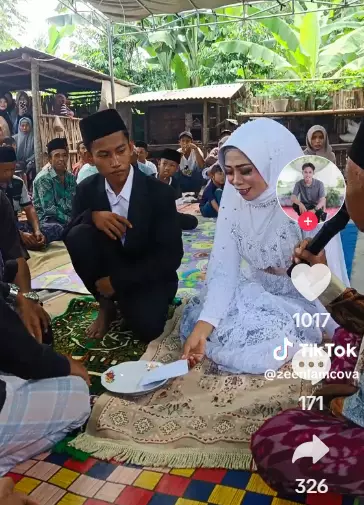 印尼一對「母子戀」新人舉辦的婚禮受網友關注。影片截圖