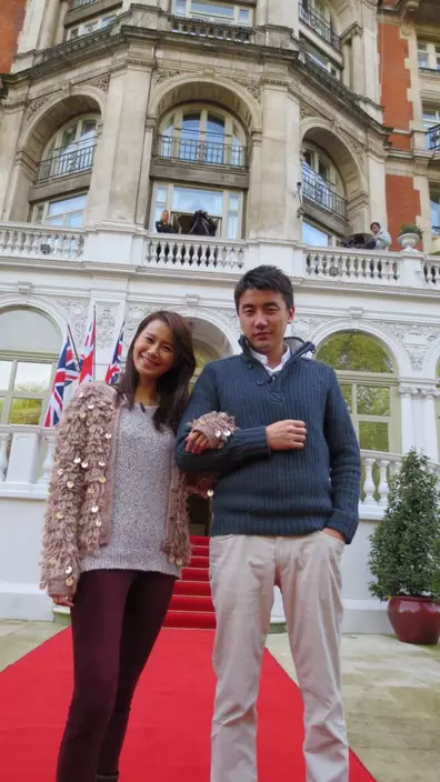 轉投TVB初期，兩人《走過浮華大地》大受歡迎，兩人更成為《萬千星輝頒獎典禮2013》「最佳節目主持」。 現時洪永城與黃翠如均主力拍劇。