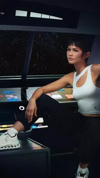 Zendaya三款主要造型