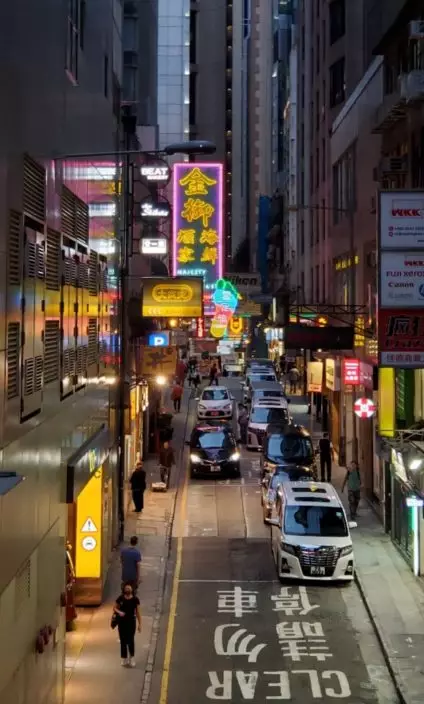 霓虹交匯facebook圖片