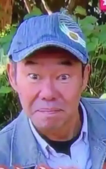 《小丸子》中的濱治同學現身送別,十分神似。網上圖片