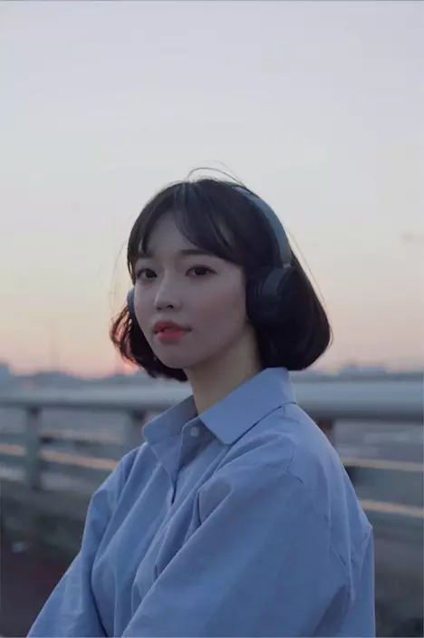 Nahee在2019年以單曲《Blue City》出道（網上圖片）