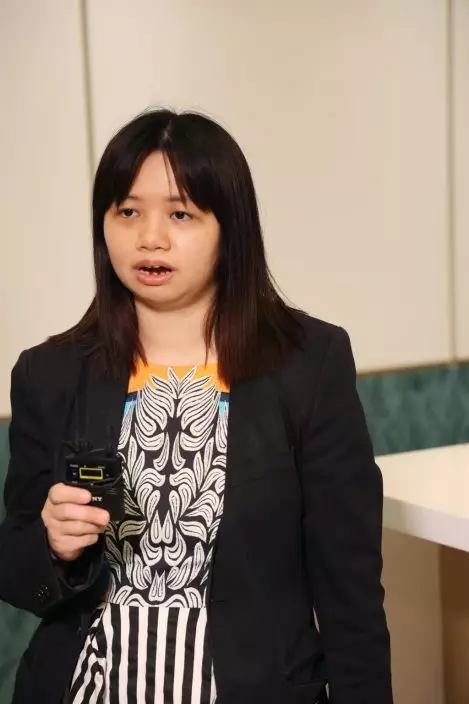 原來阿儀唔愁生活。