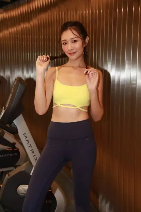 2021年落選香港小姐梁允瑜決賽前流出爆粗短片。
