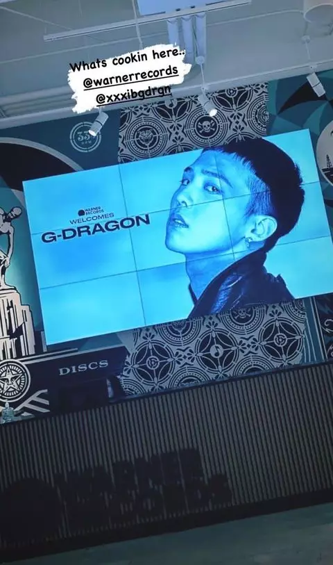 華納音樂公司大堂出現「Welcome G-Dragon」（網上圖片）