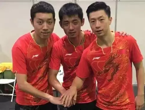 許昕、張繼科、馬龍。