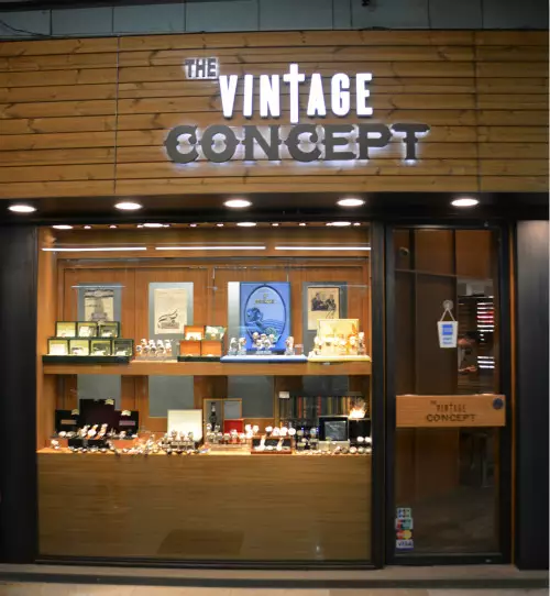 The Vintage Concept以復古風配合店內的二手表。