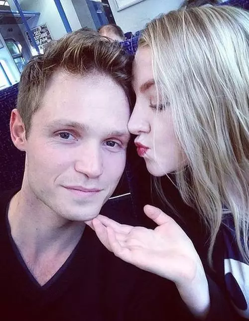 圖:Evanna Lynch IG