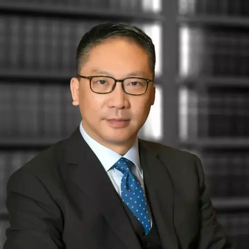 代表答辯方的資深大律師袁國強因身體抱恙今未能到庭。資料圖片
