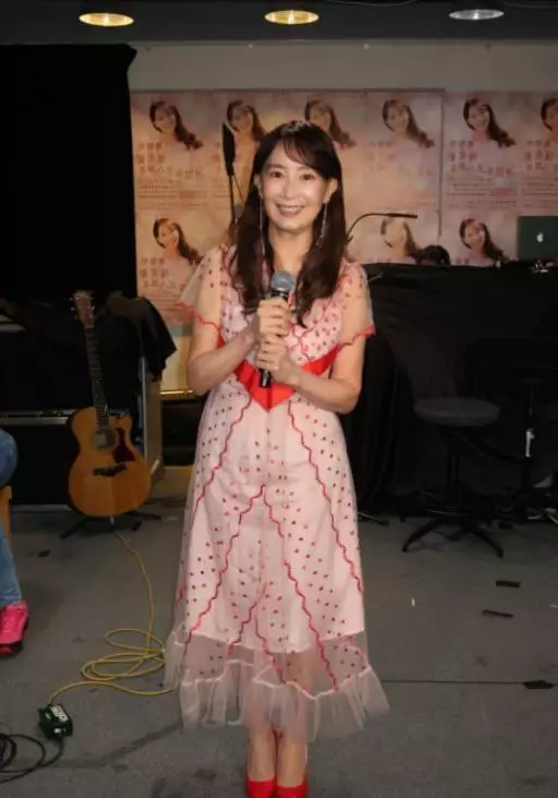陳美齡當年比家姐較遲到日本發展。