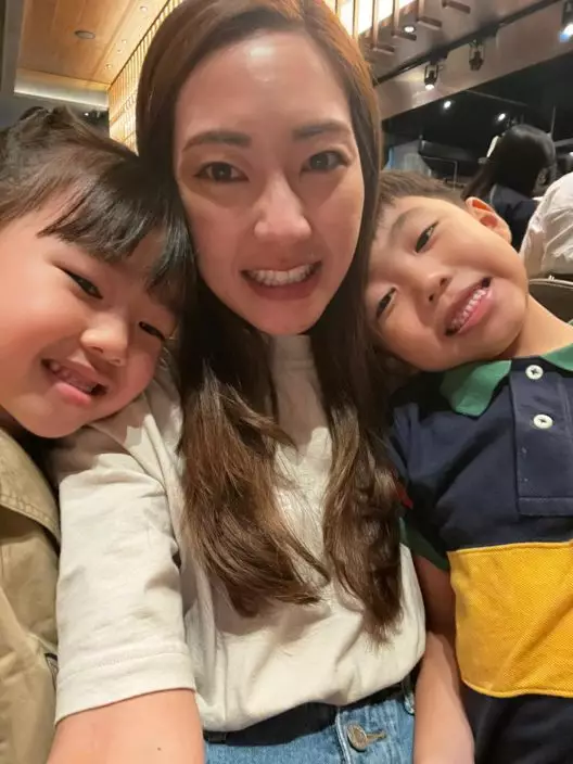 兒子Wesley(左)、蔡雪瑩Snowy(中)、女兒Sheryl(右)