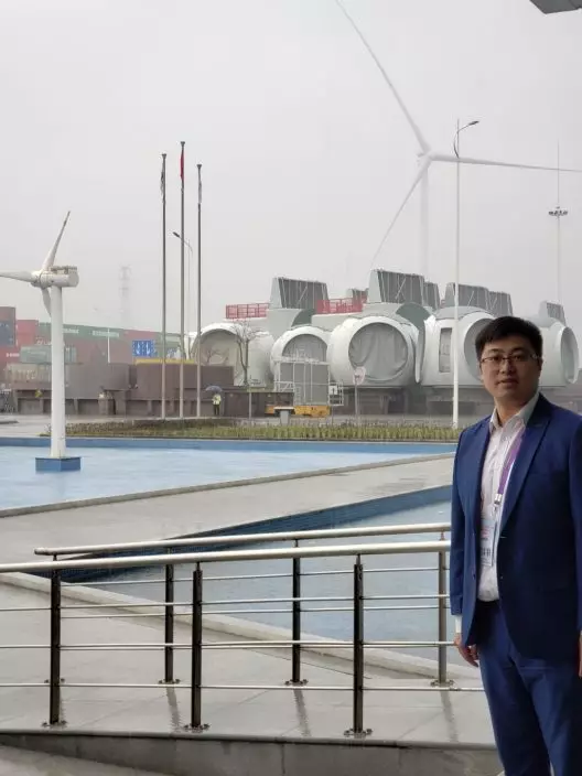 顏汶羽到訪汕頭海上風電創新產業園。