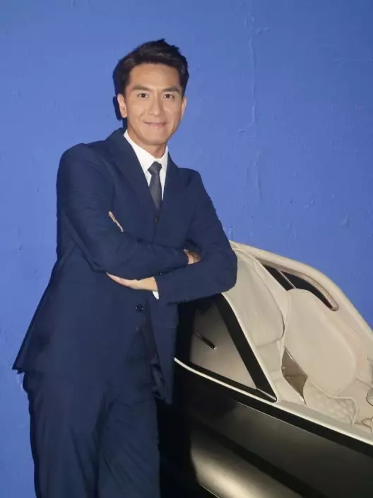 馬國明早前以代言人身份拍按摩椅品牌廣告及宣傳照。