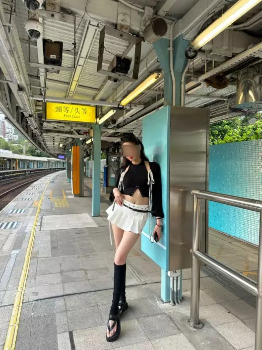 流傳的相片為該名內地少女在上周一(6月5日),於其個人社交平台晒出。