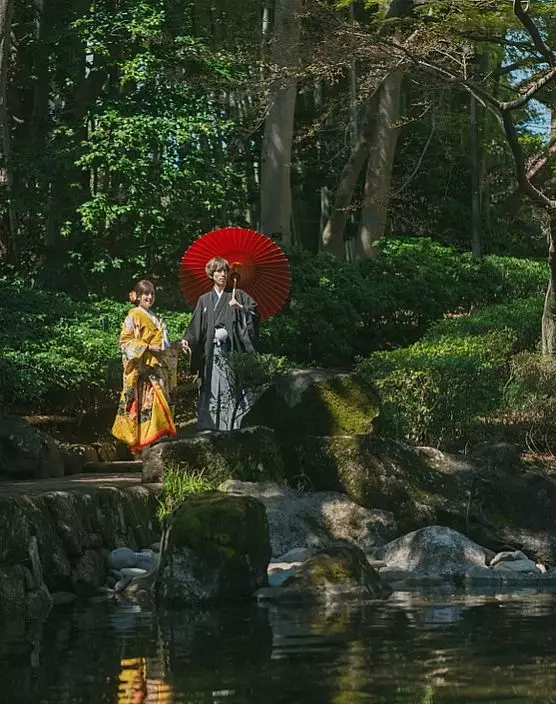 陳嘉倩與未來老公拍攝日式婚照。