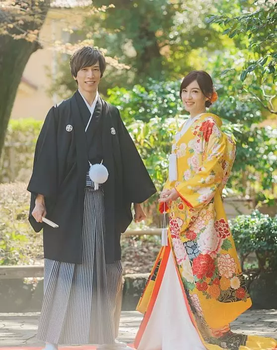 陳嘉倩東京拍攝櫻花和服婚照。