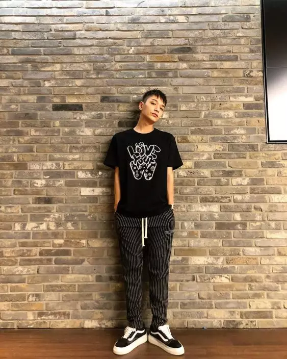 SimonD IG圖片