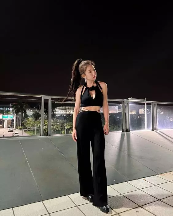 E奶身材好難收埋。