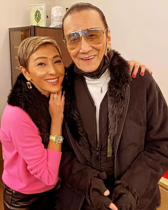 上山詩鈉同四哥都有啲交情。