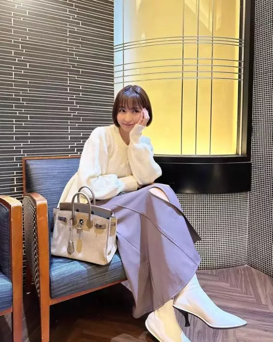 篠田麻里子