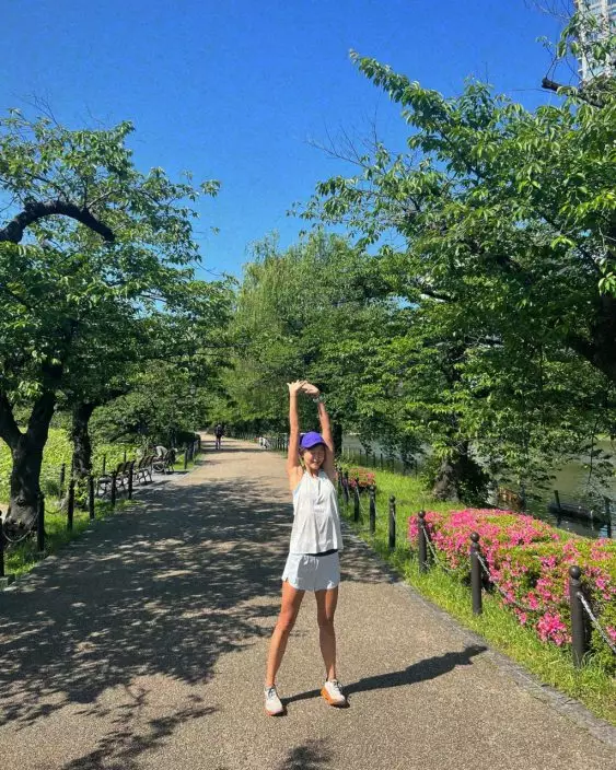 梁諾妍又到公園熱身。 ​