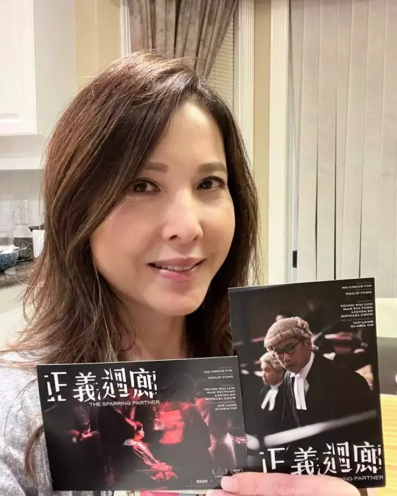 婉華近年最欣賞港產片《正義迴廊》,大讚導演何爵天拍得好、麥沛東及楊偉倫演得好。