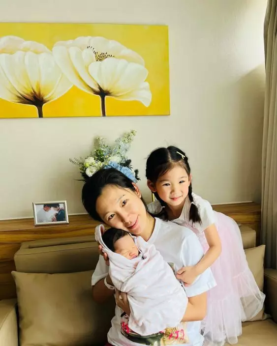 李美慧的囡囡榮升家姐。