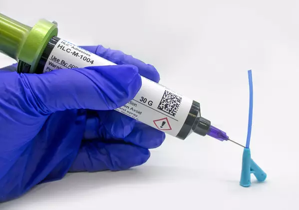 Dymax Expands HLC Adhesive Portfolio with New Low Viscosity Medical Product