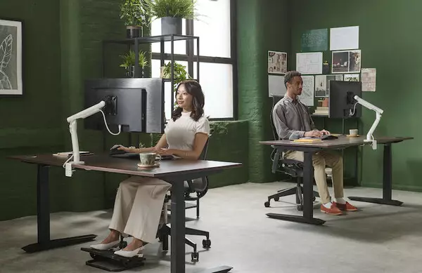 Colebrook Bosson Saunders Reimagines the Flo Monitor Arm for Future-Ready, Ergonomic Workstations