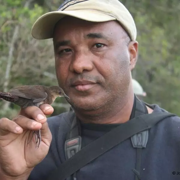 Renowned Madagascar Scientist, Explorer and Mentor Named Winner of World's Leading Animal Conservation Award