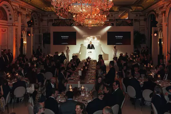 1938 ALFA ROMEO 8C 2900B WINS THE PENINSULA CLASSICS BEST OF THE BEST AWARD