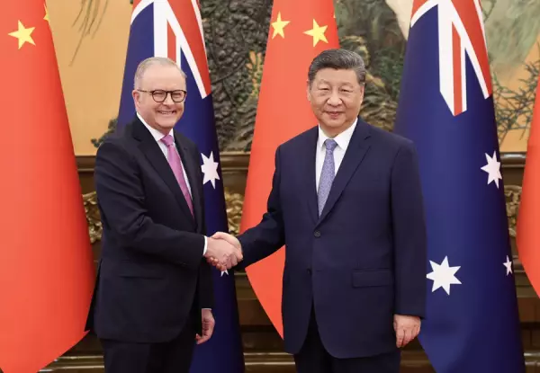 國家主席習近平與訪華的澳洲總理阿爾巴內塞會面。外交部圖片