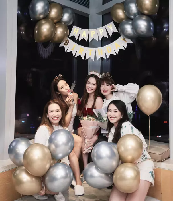 同場亦為張嘉兒和蔣家旻慶祝生日