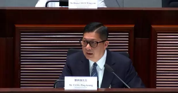 鄧炳強在出席立法會保安事務委員會會議時已曾表明，「私飯」有三大風險，包括有人會借此「收馬仔」或隱藏違禁品。