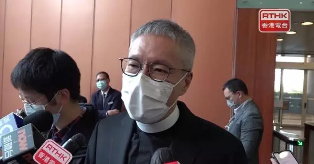 管浩鳴表示，將會辭去香港聖公會教省秘書長的職務，以便專注議員工作。（施華駿攝）