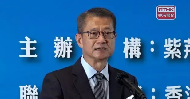 陳茂波提到，外圍經濟及金融市場承受風險進一步增加。（港台圖片）