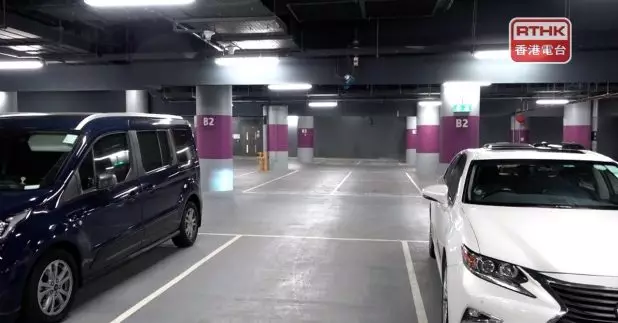 設在香園圍／蓮塘口岸的香園圍邊境管制站公眾停車場，自上周五起，只限經網上預約車輛停泊。
