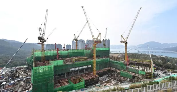 首間中醫醫院及政府中藥檢測中心永久大樓預計明年落成分階段投入服務（政府新聞處）