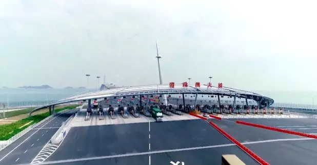比賽期間，港珠澳大橋將實施臨時管控措施。