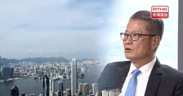 財政司司長陳茂波接受本台節目訪問表示，要搞好香港經濟需要集體智慧，政府亦正在做多方面工作，包括招商引資。