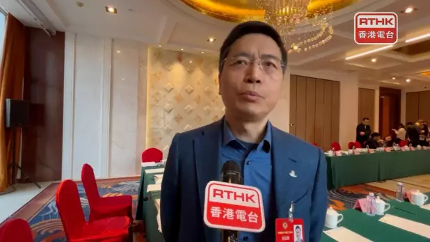 朱松純認為,香港要有自己的「發展和改革委員會」,即「發改委」,制訂長期的人工智能發展戰略。