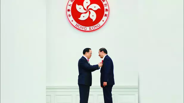 李兆基於2007年獲頒授大紫荊勳章。(恒地提供)