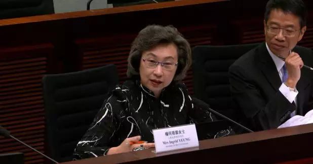 公務員事務局建議修訂公務員紀律機制，如被控人員首次在無合理理由下，缺席紀律聆訊，就可以在對方缺席下繼續聆訊。